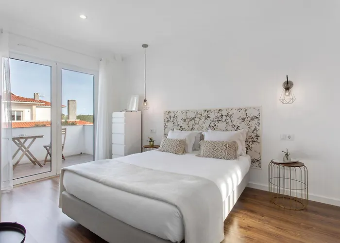 Quinta Dos Raposos- Portugal Casa di campagna Nazaré