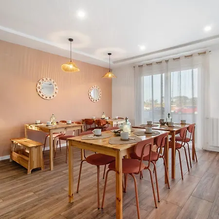 Quinta Dos Raposos- Portugal منزل ريفي نازاريه