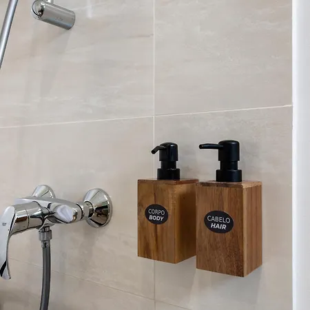 Landhuis Quinta Dos Raposos- Portugal *