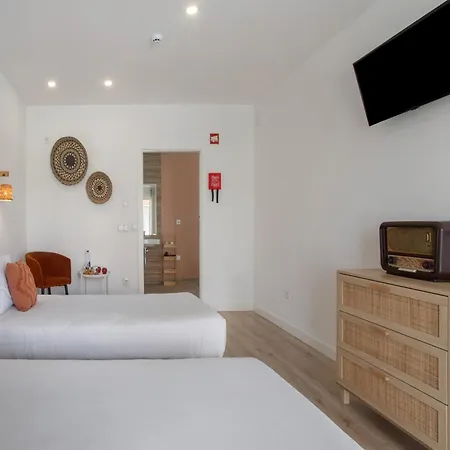 Landhuis Quinta Dos Raposos- Portugal *