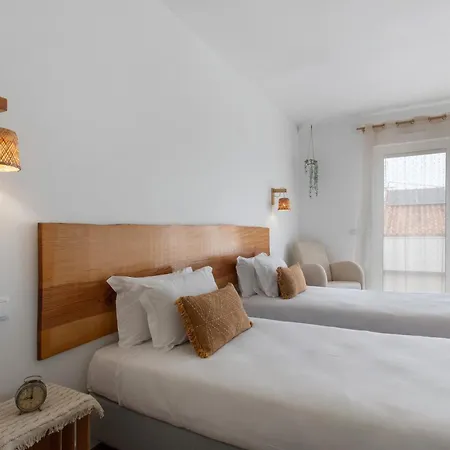 Quinta Dos Raposos- Portugal *