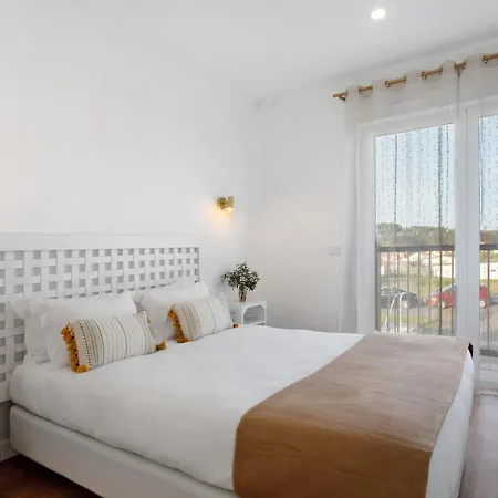 Quinta Dos Raposos- Portugal * نازاريه