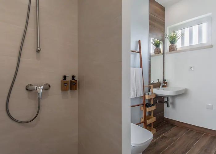 Quinta Dos Raposos- Portugal Landsted *